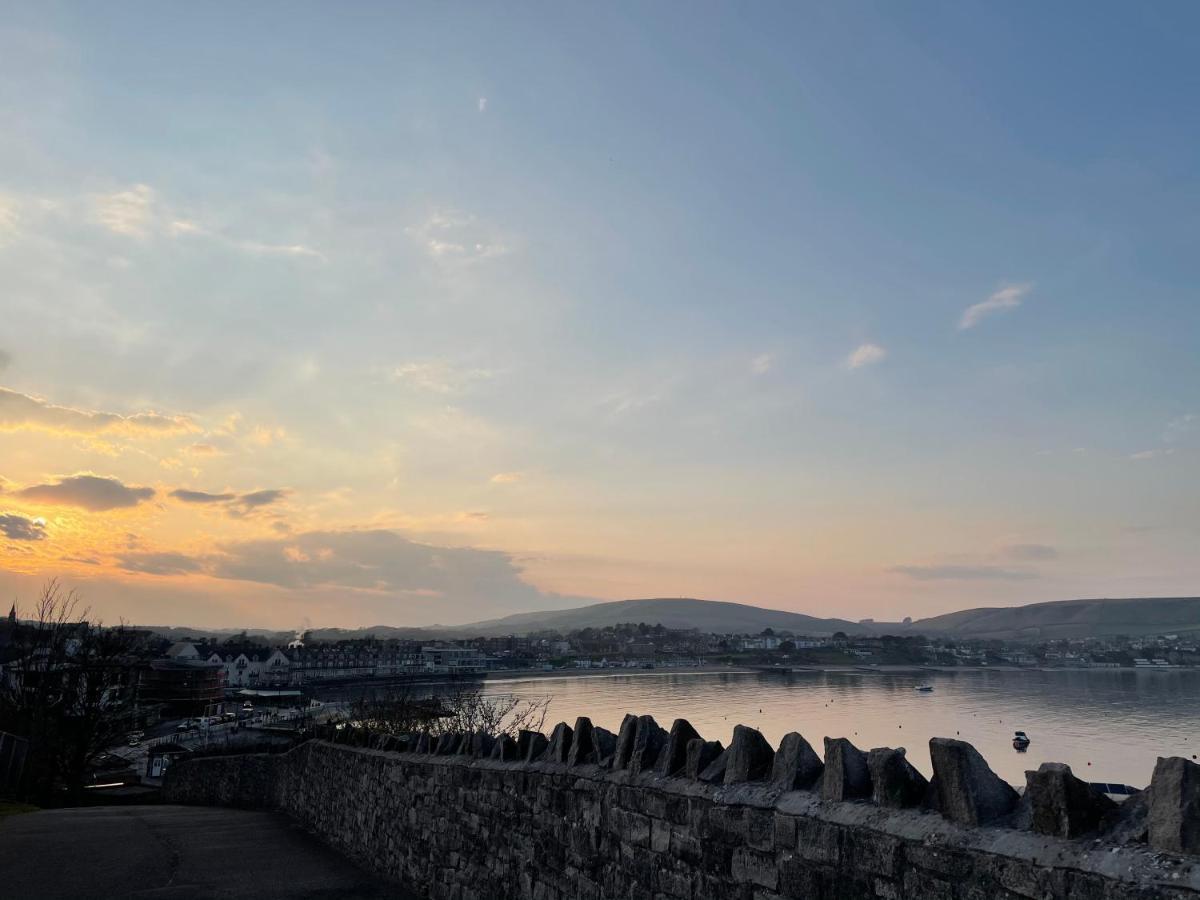Spacious Luxury Flat In Swanage, Close To Beach With Parking エクステリア 写真
